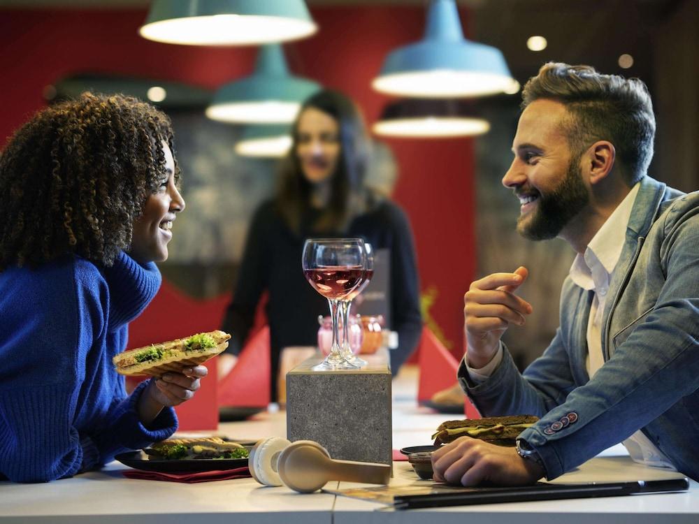 Ibis Brussels Centre Chatelain Ixelles Eksteriør billede